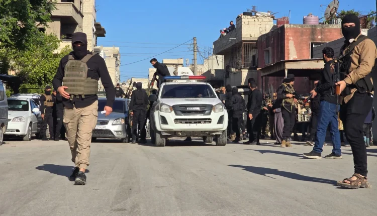 شهدت قرية دوير بعبدة في ريف جبلة، اشتباكات مسلحة بين قوات الأمن الداخلي التابعة للحكومة السورية الانتقالية ومجموعة من المطلوبين