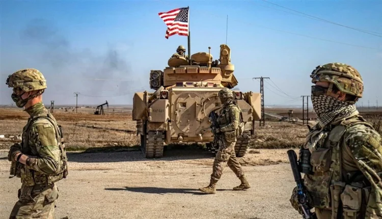 قُتل جنود أمريكيون وسوريون في هجوم مسلح في مدينة تدمر وسط سوريا نفّذه عنصر من قوات الأمن السورية، السبت الماضي.