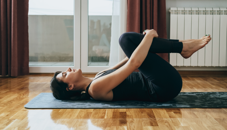 خطة-النجاة-4-تمارين-يومية-بسيطة-تخلصك-آلام-أسفل-الظهر-للأبد.