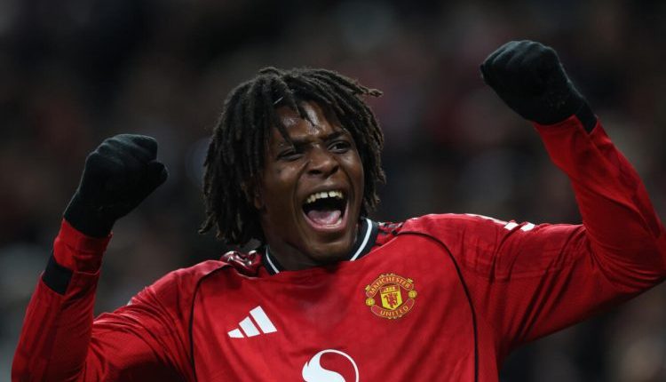 دورجو يقود الشياطين الحمر لإسقاط نيو كاسل في أولد ترافورد