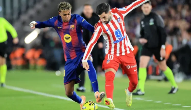 برشلونة يعزز صدارته بفوز مثير على أتليتكو مدريد في الكامب نو الدوري الإسباني