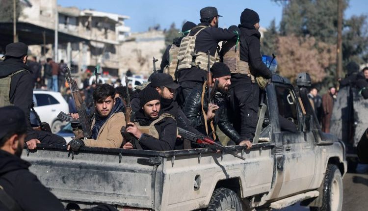 قال ممثل مجلس سوريا الديمقراطية (مسد) في إقليم كردستان العراق، هوشنك درويش، إن سحب القوات من الأحياء ذات الغالبية الكردية في مدينة حلب