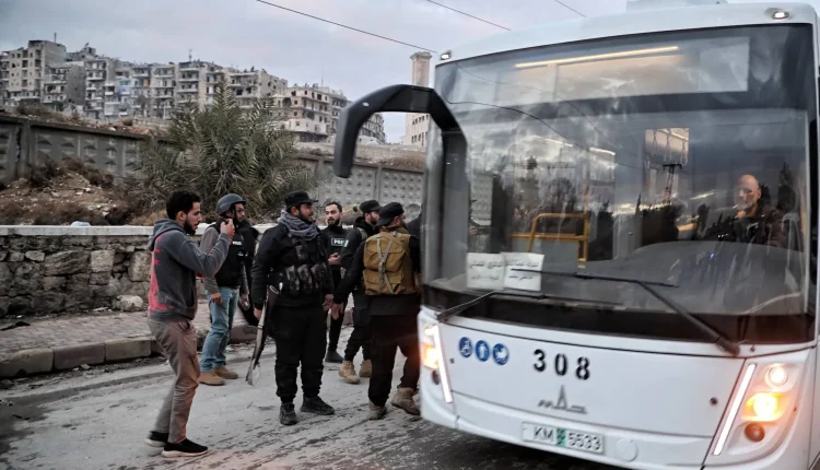 بعد أيام من الاشتباكات العنيفة، عاد حي الشيخ مقصود في مدينة حلب شمالي سوريا إلى الواجهة بوصفه إحدى أكثر المناطق تضررًا