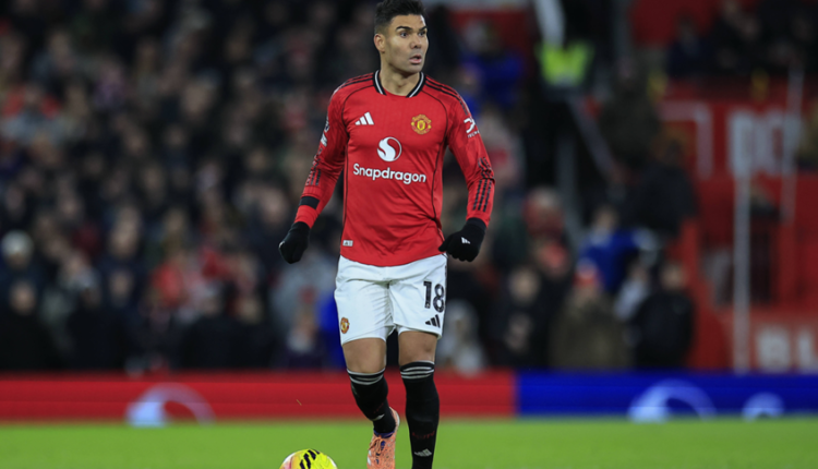 كاسميرو يرحل رسمياً عن مانشستر يونايتد ها الضيف مايكل كاريك