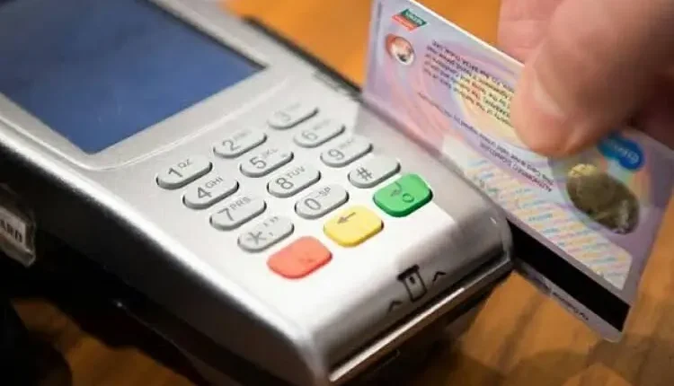 أعلنت الشركة السورية للاتصالات إعادة تفعيل خدمة الدفع الإلكتروني لتسديد الفواتير الصادرة عنها، بعد توقف استمر منذ نهاية كانون الأول 2025