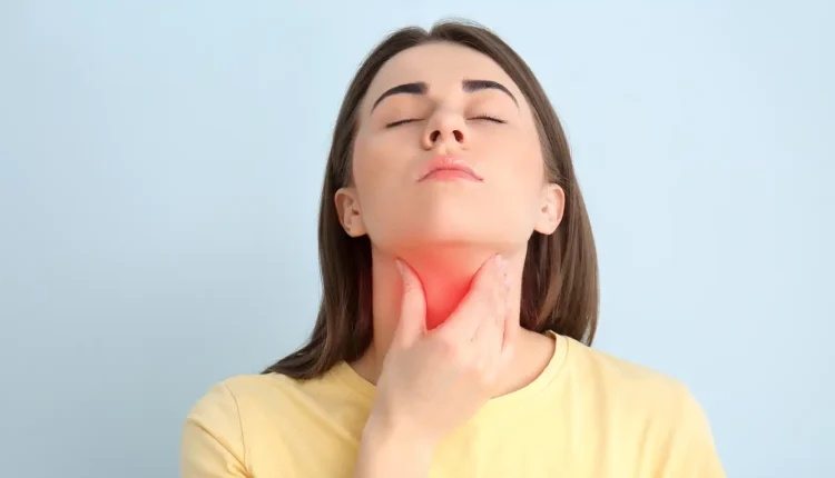 "اللغز في رقبتك".. كيف تتحكم غدة لا يتعدى حجمها ثمرة الجوز في حياتك بالكامل؟