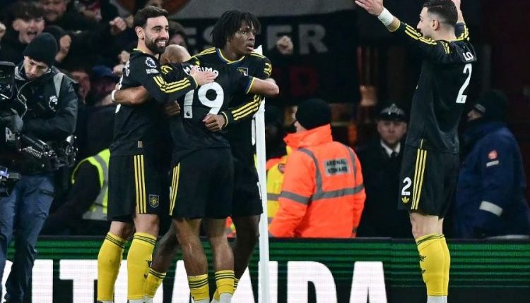 مانشستر يونايتد يقهر آرسنال ويفوز عليه بثلاثية في ملعب الإمارات الدوري الإنكليزي الممتاز