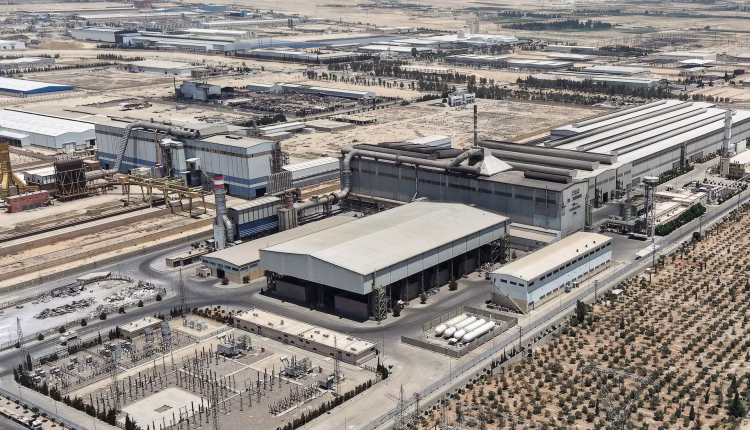 أفاد صناعيون ومصدرون سوريون،أن قطاع الصناعة في سوريا يواجه تحديات كبيرة تعيق قدرته على المنافسة في الأسواق الخارجية