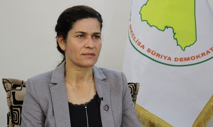 أكدت الرئيسة المشاركة لدائرة العلاقات الخارجية في الإدارة الذاتية الكردية، إلهام أحمد، وجود تواصل مع شخصيات إسرائيلية