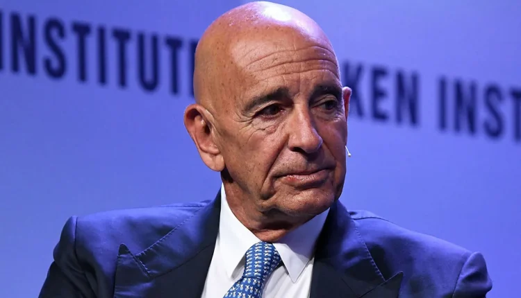 وجّهت صحيفة وول ستريت جورنال انتقادات لاذعة لما وصفته بـ «مغامرة توم براك غير الموفقة في سوريا»، معتبرة أن المبعوث الأميركي تخلّى عن قسد