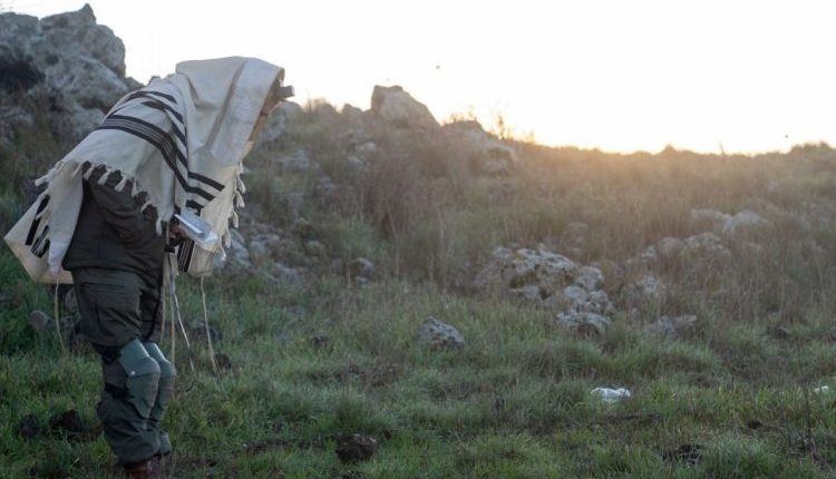 أعلن جيش الاحتلال الإسرائيلي، عن نشر قوات من لواء “الحشمونائيم”، الذي يضم جنودًا من التيار اليهودي الحريدي (المتشدد دينيًا)، جنوب سوريا