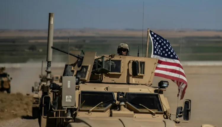 أفاد ثلاثة مسؤولين أميركيين، بأن الولايات المتحدة بدأت تنفيذ إجراءات سحب جميع قواتها من سوريا، والبالغ عددها نحو ألف جندي