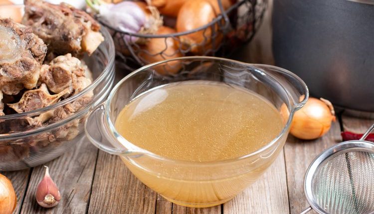 مرق العظام أم مكملات الكولاجين؟ مواجهة علمية تكشف الأفضل لجسمك