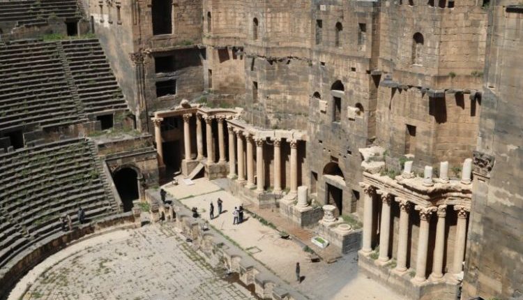 تتعرض المعالم الأثرية والتلال التاريخية في درعا لعمليات تخريب ونهب ممنهجة، نتيجة تصاعد أعمال التنقيب العشوائي وغير الشرعي