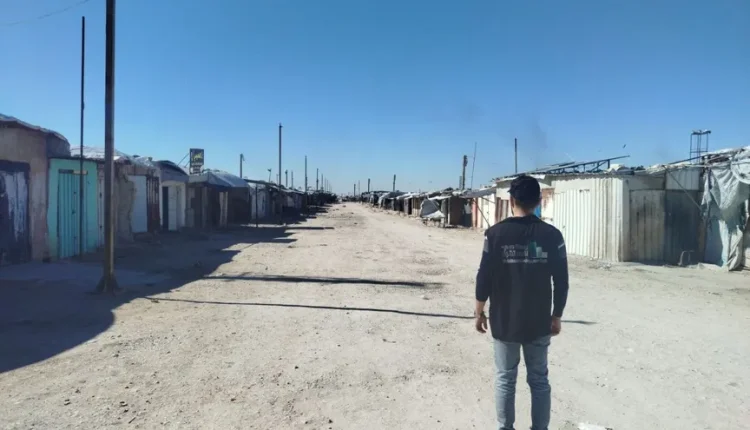 أعلنت السلطات السورية إغلاق مخيم الهول، الذي كان يضم لسنوات عائلات مقاتلي تنظيم داعش، وذلك بعد إخلائه بالكامل من آخر القاطنين، يوم الأحد.