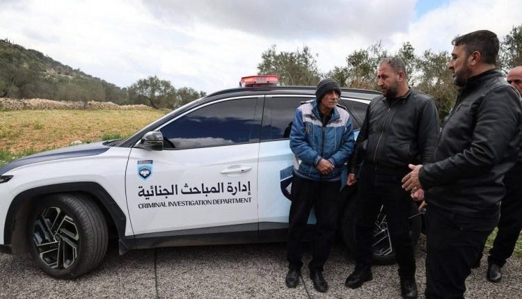 أعلنت قيادة الأمن الداخلي، تشكيل لجنة للتحقيق في ملابسات وفاة المواطنة رابيا إسكندر شيحا، التي قضت خلال عملية أمنية في ريف جبلة.