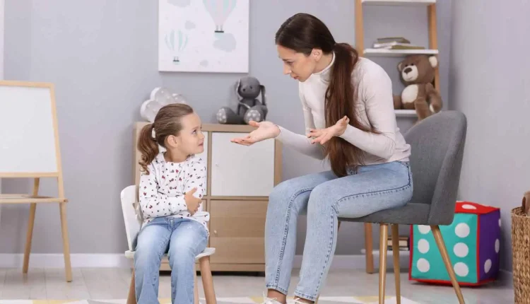 دستور التربية الذكية.. كيف تضع حدوداً يحترمها طفلك دون خوف؟