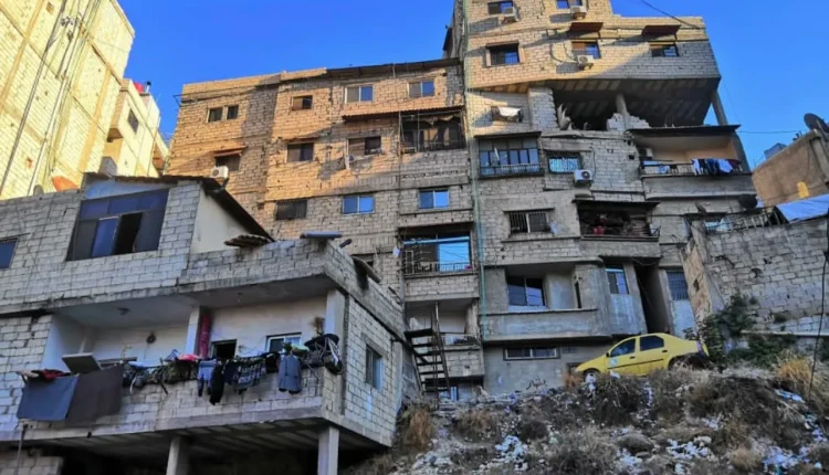 تتصاعد مخاوف سكان العشوائيات في دمشق من أن تتحول مناطقهم إلى أهداف لمشاريع التطوير العقاري والتنظيم العمراني