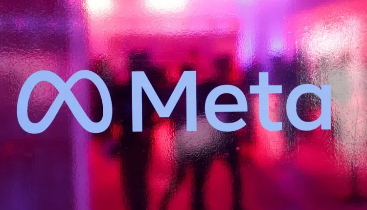 فخ الخوارزميات.. هل صممت "ميتا" و"يوتيوب" تطبيقاتها لاصطياد عقول الأطفال؟