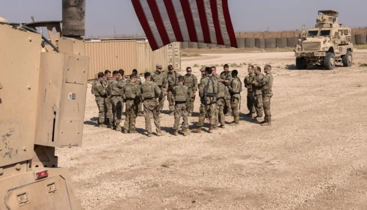 داعش مسؤولون أميركيون الجيش الأميركي بات على وشك استكمال عملية نقل آلاف المقاتلين من تنظيم داعش من سوريا إلى العراق