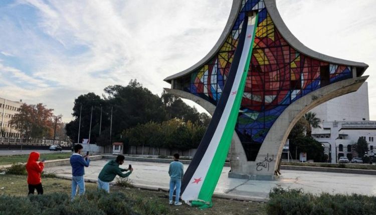 احتكار السلطة