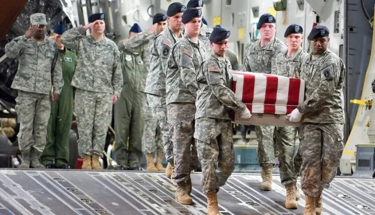 كشف موقع "ذا إنترسبت" الأمريكي عن فضيحة تلاعب داخل البنتاغون، تتعلق بحذف أسماء جنود جرحى من القوائم الرسمية لإصابات الحرب ضد إيران