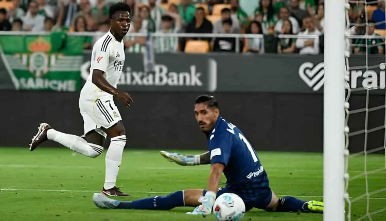 ريال مدريد يرفع الراية البيضاء أمام بيتيس الدوري الإسباني