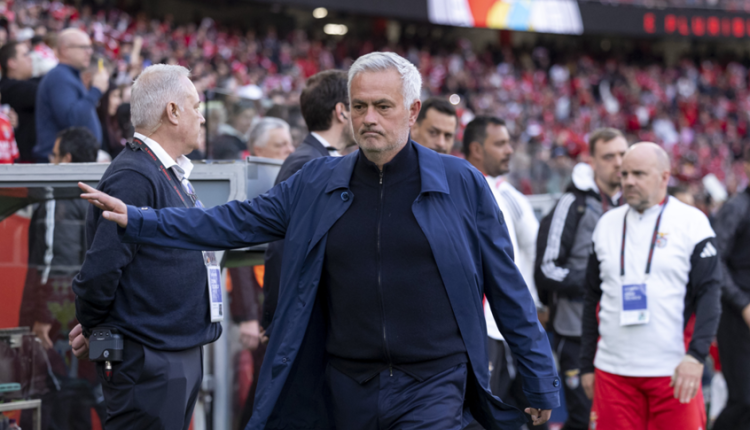 ريال مدريد يبحث عن بديل للمدرب ألفاروا أربيلوا والركراكي يدخل بقوة
