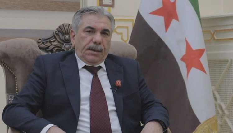 كشف محافظ الحسكة، نور الدين أحمد، عن تطورات "اتفاق دمج المؤسسات" بين الحكومة السورية و"الإدارة الذاتية".