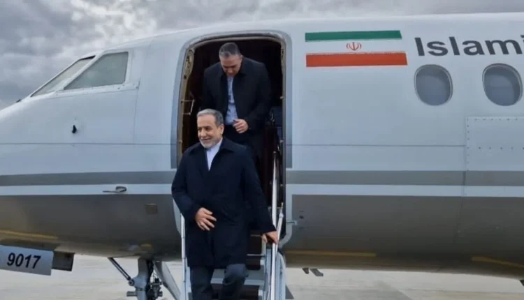 أفادت وسائل إعلام إيرانية بوصول وزير خارجية إيران عباس عراقجي إلى العاصمة الباكستانية إسلام آباد، في إطار زيارات دبلوماسية اعتيادية.