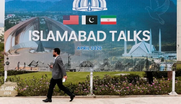 نفت طهران الأنباء المتداولة حول توجه وفد دبلوماسي إلى العاصمة الباكستانية إسلام آباد للمشاركة في جولة ثانية من المحادثات مع واشنطن.