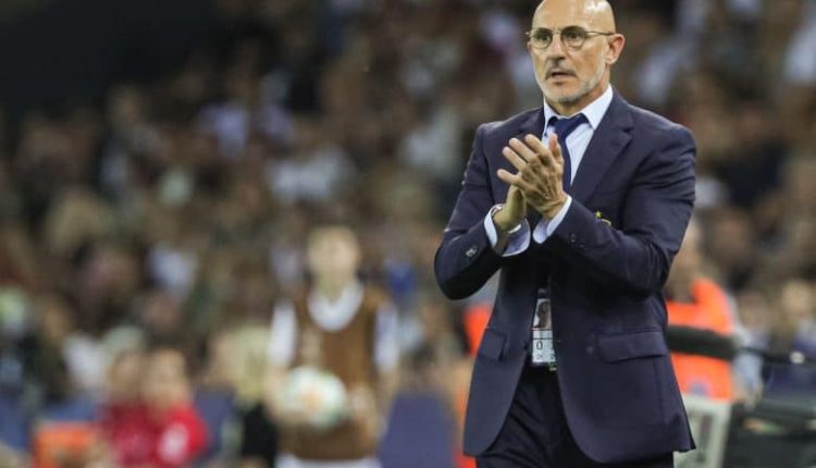 دي لا فوينتي يعلن قائمة منتخب إسبانيا لكأس العالم 2026 يامين لامال