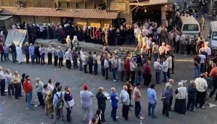 تشهد مناطق الساحل السوري حالة من الاحتقان والتوتر الاجتماعي، نتيجة التدهور الحاد في الأوضاع المعيشية واشتداد الأزمة الاقتصادية الخانقة.
