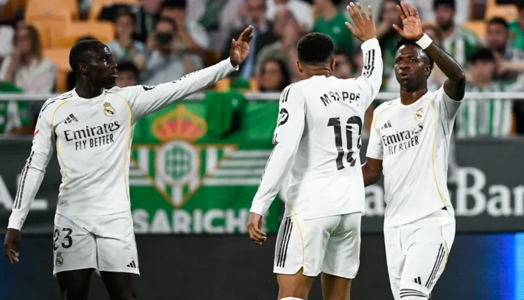 هل يهدي إسبانيول جاره برشلونة درع الليغا ريال مدريد الدوري الإسباني 2025-2026