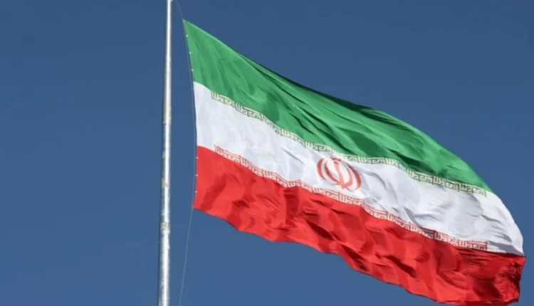 قال مصدر إيراني كبير لـ "رويترز" إن التوصل إلى اتفاق بين واشنطن وطهران لم يتم حتى الآن، لكن الفجوات تقلصت.