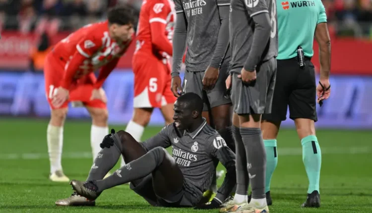 لعنة الإصابات تضرب ريال مدريد إصابة مندي الدوري الإسباني الكلاسيكو
