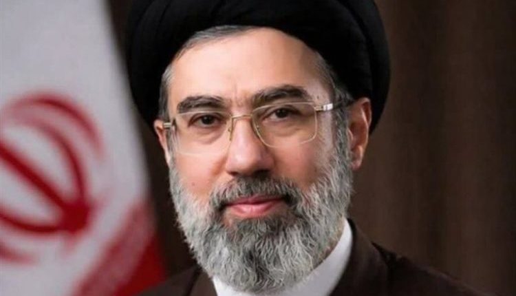 أكد قائد الثورة الإسلامية في إيران السيد مجتبى خامنئي، أن "الثورة الإسلامية كانت نقطة تحول في المقاومة من أجل استقلال الخليج".