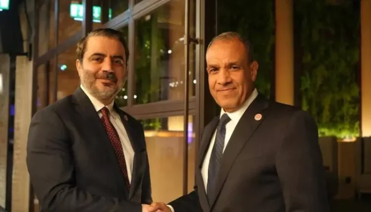 تشهد العلاقات المصرية السورية دفعاً نحو تعزيز التعاون الثنائي، لاسيما بعد النجاح في تذليل العقبات الدبلوماسية والترتيب لعقد شراكات اقتصادية