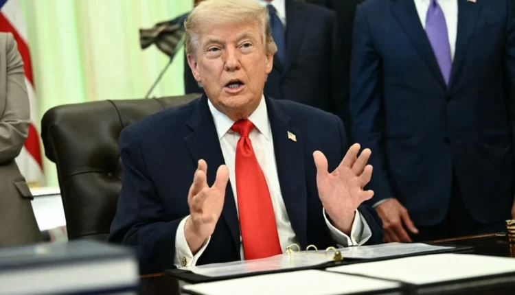 أكد الرئيس الأميركي دونالد ترامب، اليوم الأحد، أنّ الهجوم الإسرائيلي على الضاحية الجنوبية لبيروت "ما كان يجب أن يحدث"،