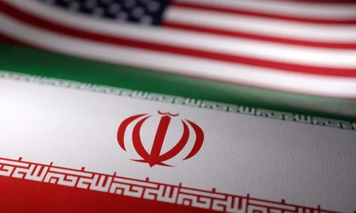 أكدت طهران، توقيع نص مذكرة التفاهم المبرمة بين إيران وواشنطن، وأشارت إلى أن الطرفين اتفقا على إنجاز عملية التوقيع بصورة رقمية.