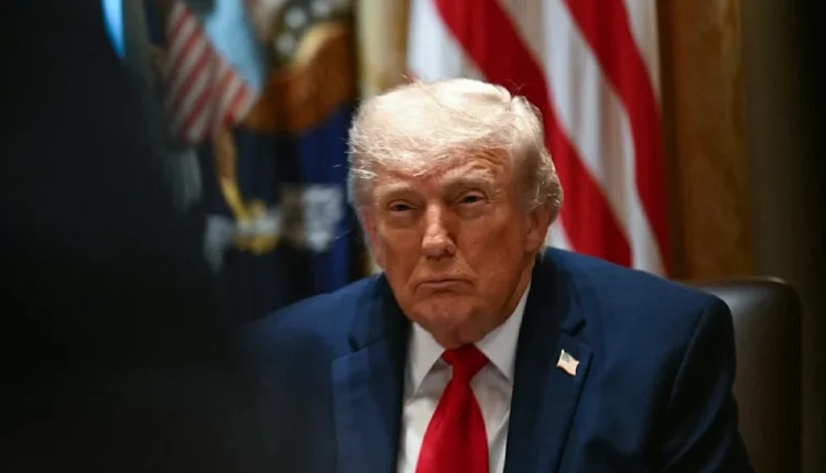 قال الرئيس الأميركي دونالد ترامب، إنه أجرى اتصالاً وصفه بالـ "مثمر جداً" مع رئيس حكومة الاحتلال الإسرائيلي بنيامين نتنياهو