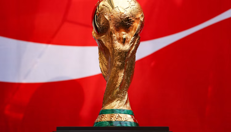 الفيفا يعلن رسمياً حكام مباريات افتتاح كأس العالم 2026! تعرف على الطاقم البرازيلي للافتتاح، والظهور العربي القوي لصافرة مصر والسعودية وقطر.