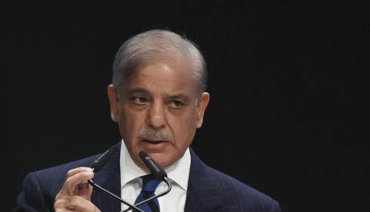 أعلن رئيس وزراء باكستان شهباز شريف التوصل إلى اتفاق سلام بين الولايات المتحدة الأميركية والجمهورية الإسلامية الإيرانية، بعد مفاوضات مكثفة.