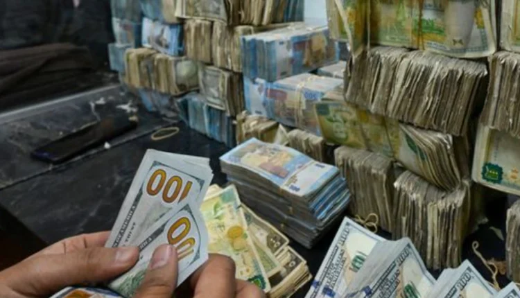 فجّر الخبير الاقتصادي السوري جورج خزام مفاجأة من العيار الثقيل، واصفاً انخفاض سعر الدولار بـ "الوهمي وغير المستند إلى أي أساس علمي"