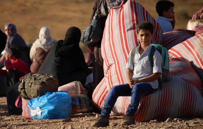 سوريا بعد السقوط... عودة مؤجلة بين ركام السياسة وانهيار شروط الحياة