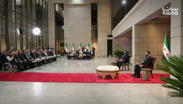 نفى أحمد الشرع، الأنباء حول إمكانية دخول القوات السورية إلى لبنان، مؤكداً أن التوجه الحالي لدمشق يرتكز على السعي لوقف الحرب على لبنان،