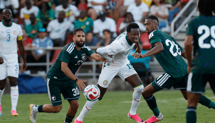 حسم التعادل السلبي المواجهة الودية  التي جمعت بين منتخب السعودية ونظيره السنغالي، في آخر محطة تحضيرية قبل السفر لخوض غمار بطولة كأس العالم.