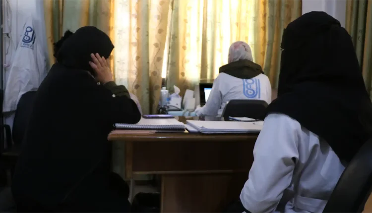 بعد عام ونيف على سقوط نظام الأسد في سوريا، يعيش السوريون مرحلة انتقالية معقدة ومثقلة بإرث 14 عاماً من الحرب.