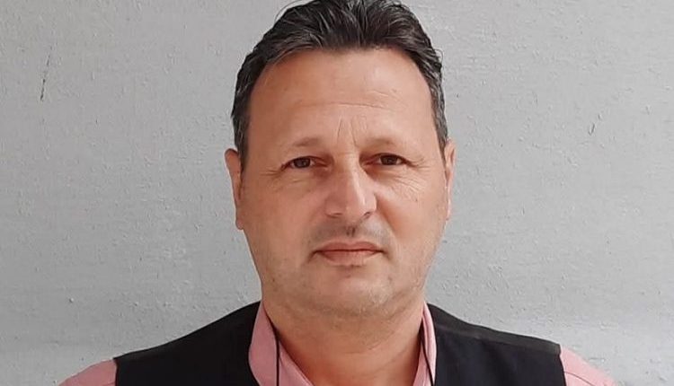 أوقفت السلطات السورية الناشط مازن عرجا عقب مراجعته فرع جرائم المعلوماتية في دمشق، وذلك إثر اكتشافه وجود قرار بمنعه من السفر خارج البلاد