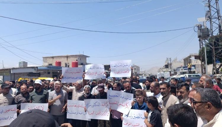 تشهد الأوساط الطبية والفعاليات الشعبية موجة عارمة من الإدانة والاستنكار، عقب حادثة الاعتداء التي تعرض لها الطبيب مرام الشيخ مصطفى بريف حماة